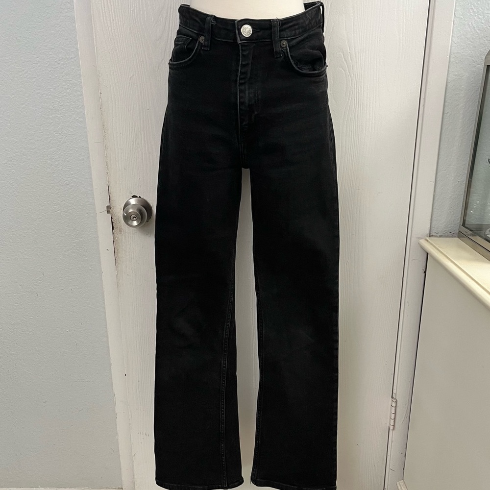 Zara High Rise Black Jeans - Picture 2 of 11